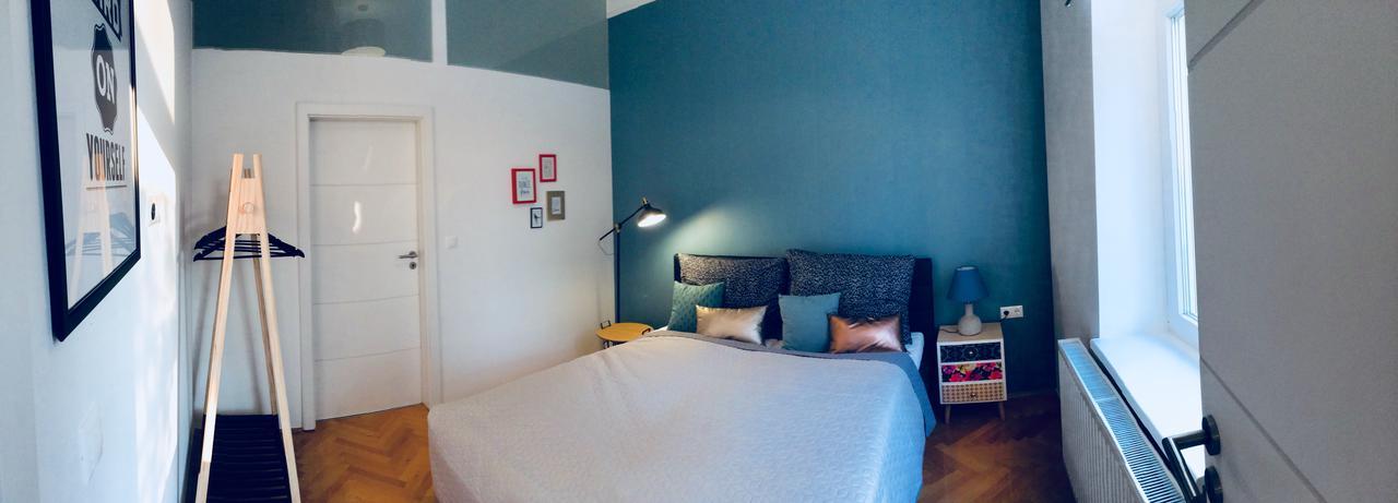 Studio 18 Sopron Bagian luar foto