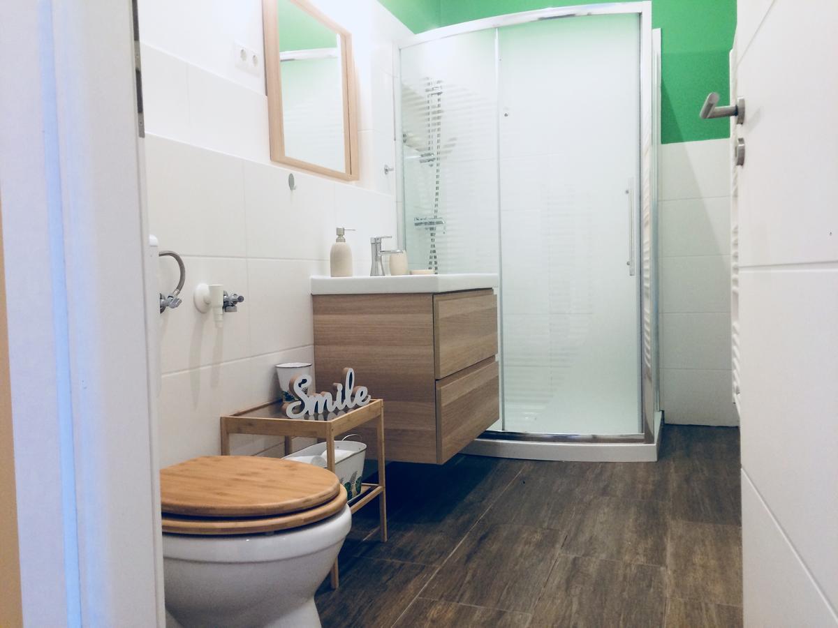 Studio 18 Sopron Bagian luar foto